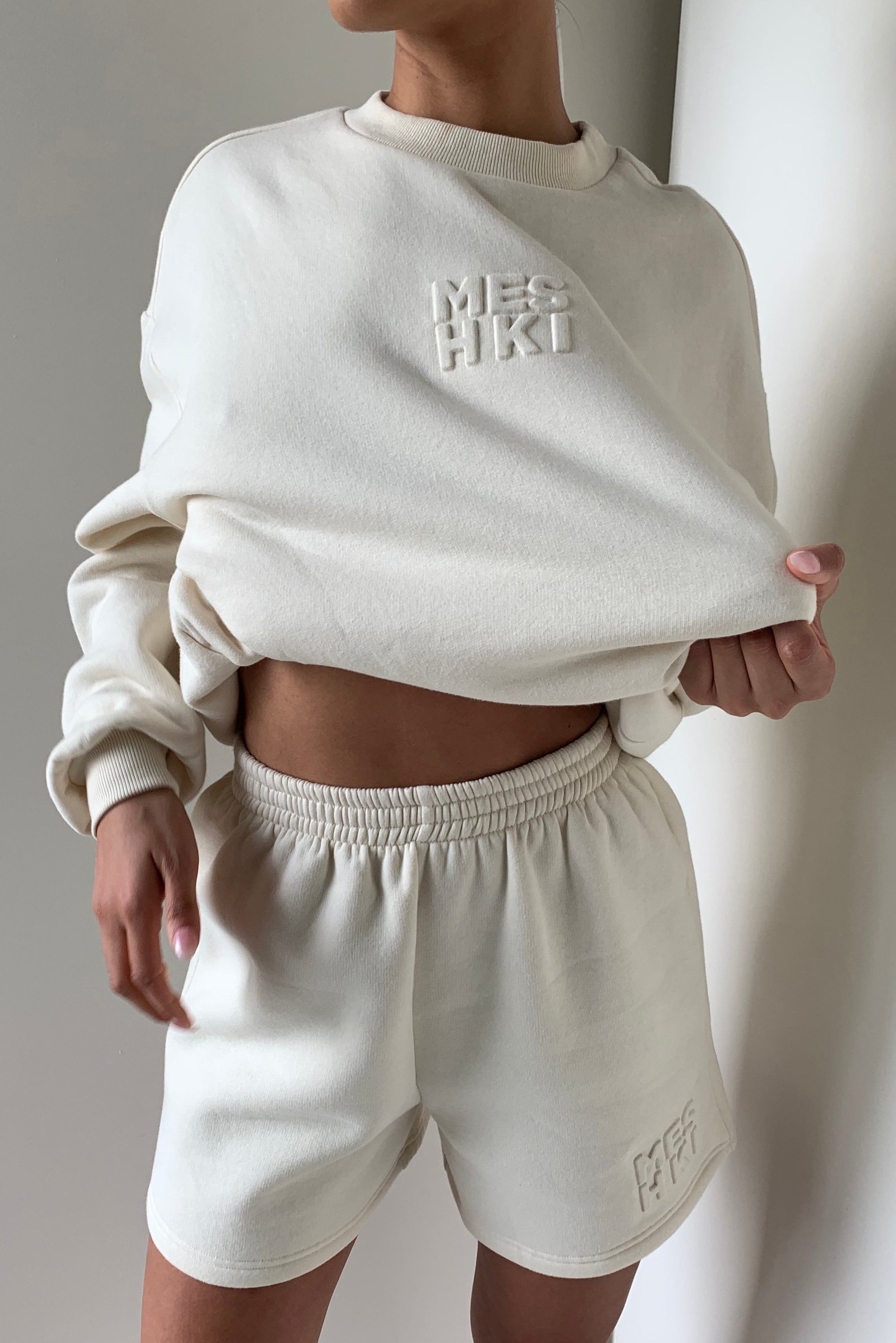 Reese Embossed Fleeceback Shorts - Bone