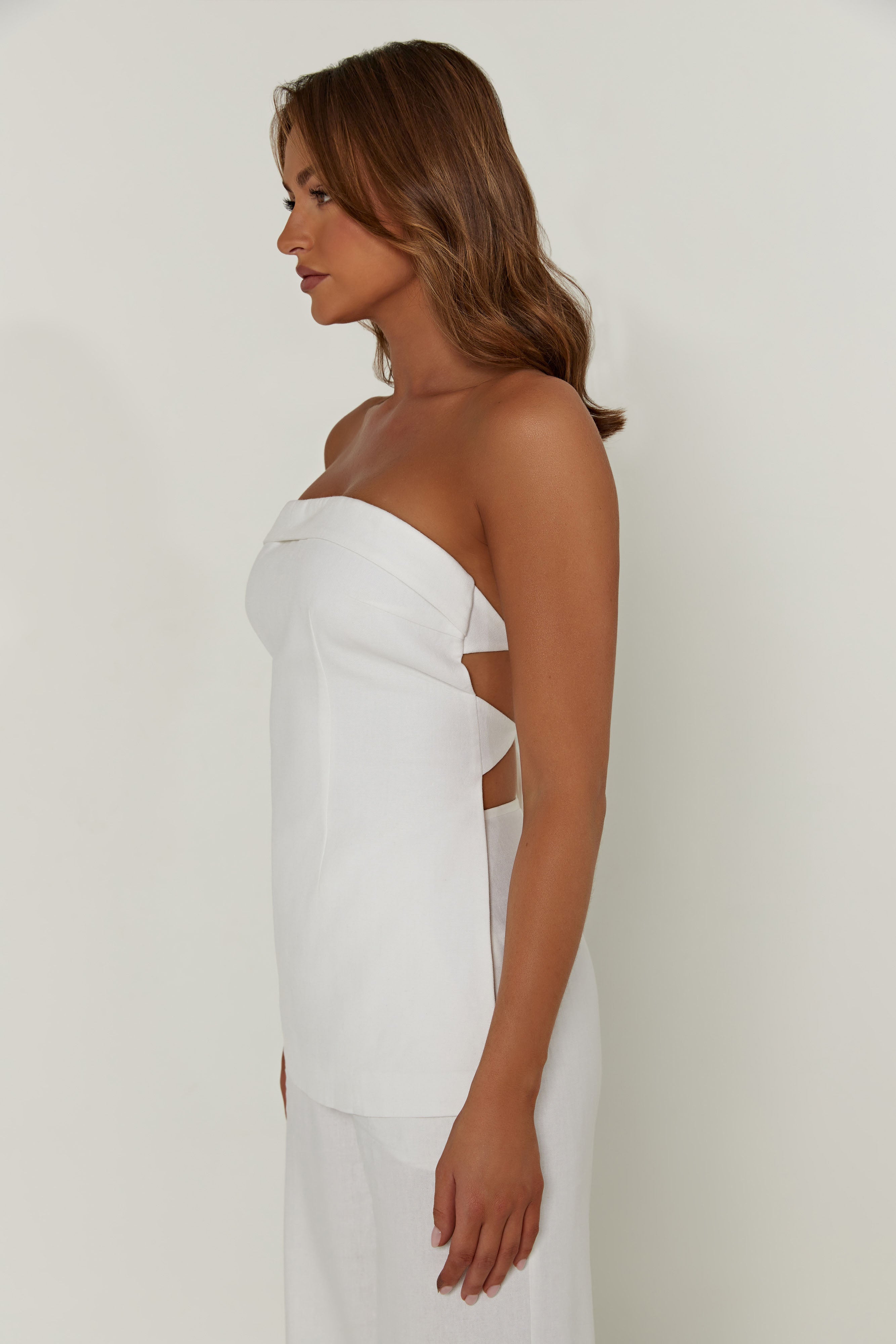 Aieleen Linen Strapless Back Tie Top - White