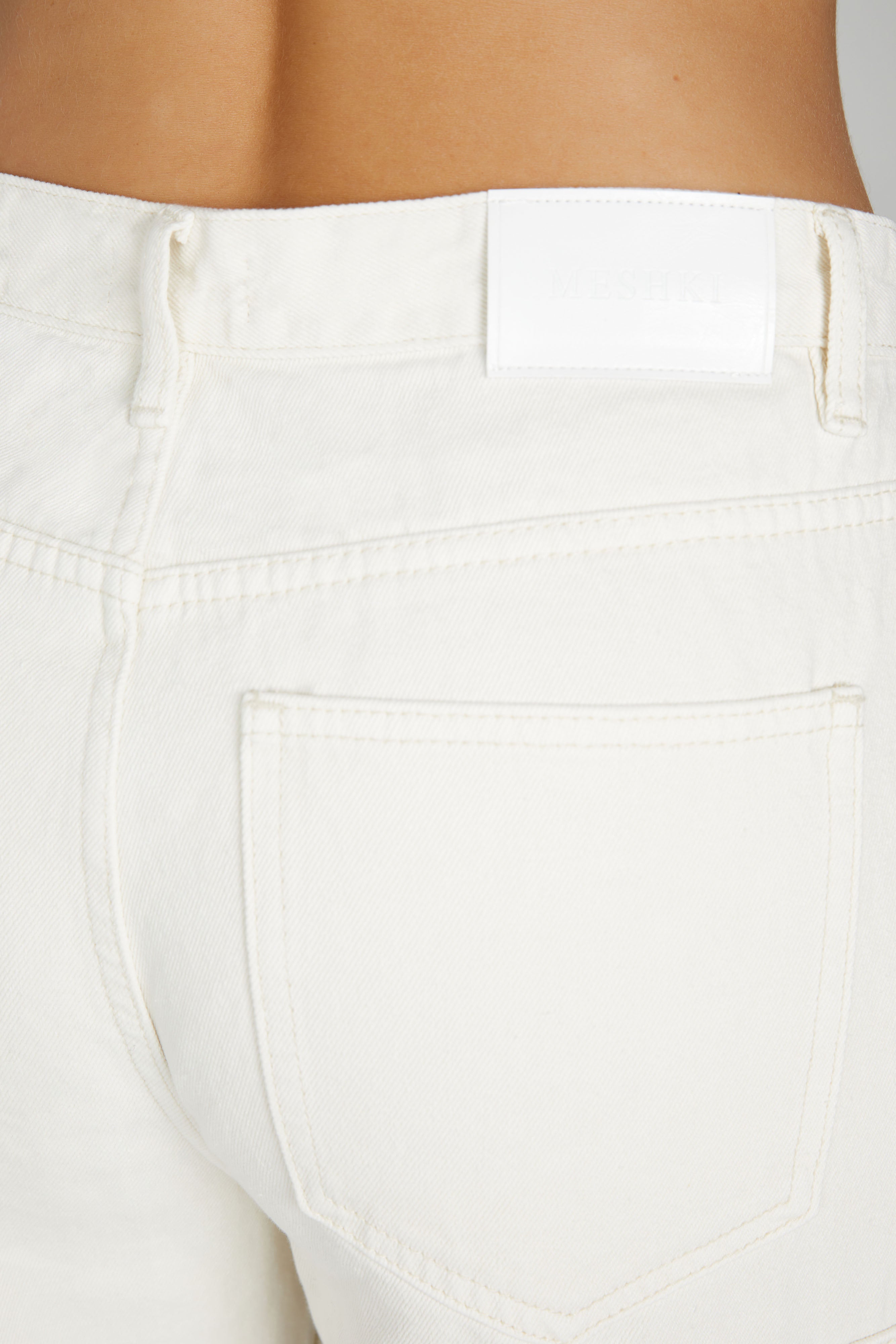 Jagger Relaxed Denim Jean - Ecru