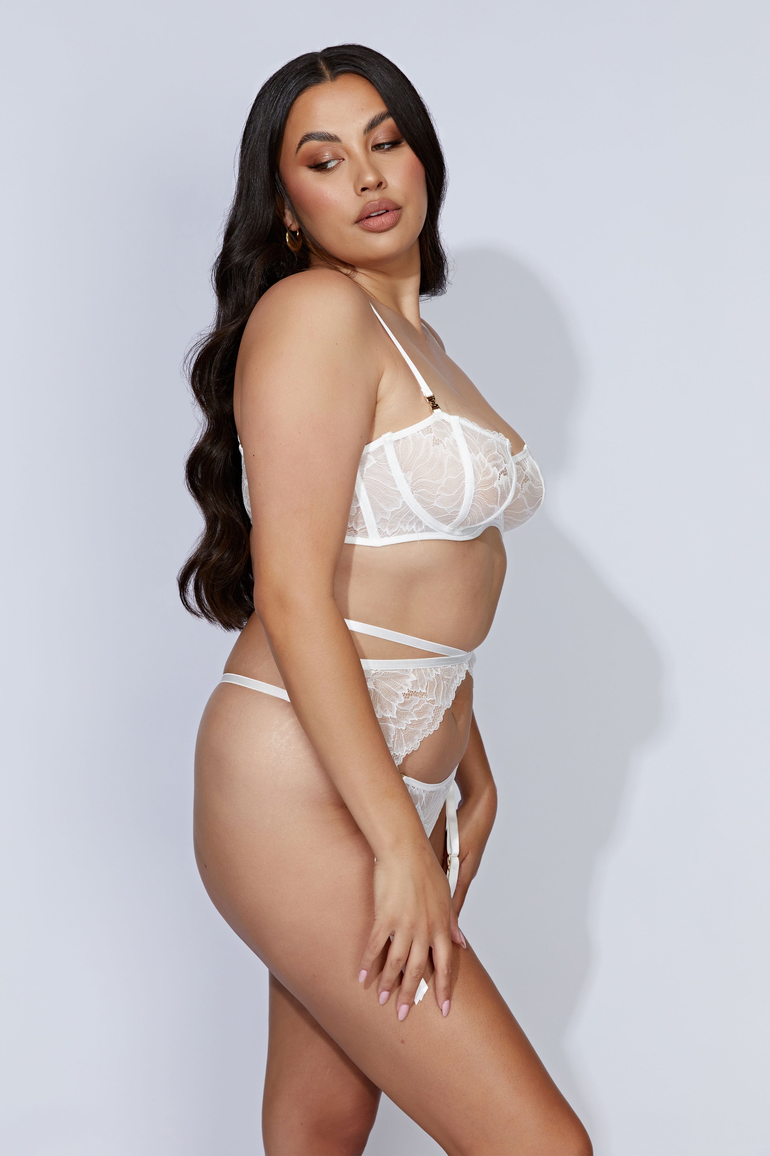 Isadora Lace Crossover Suspenders - White