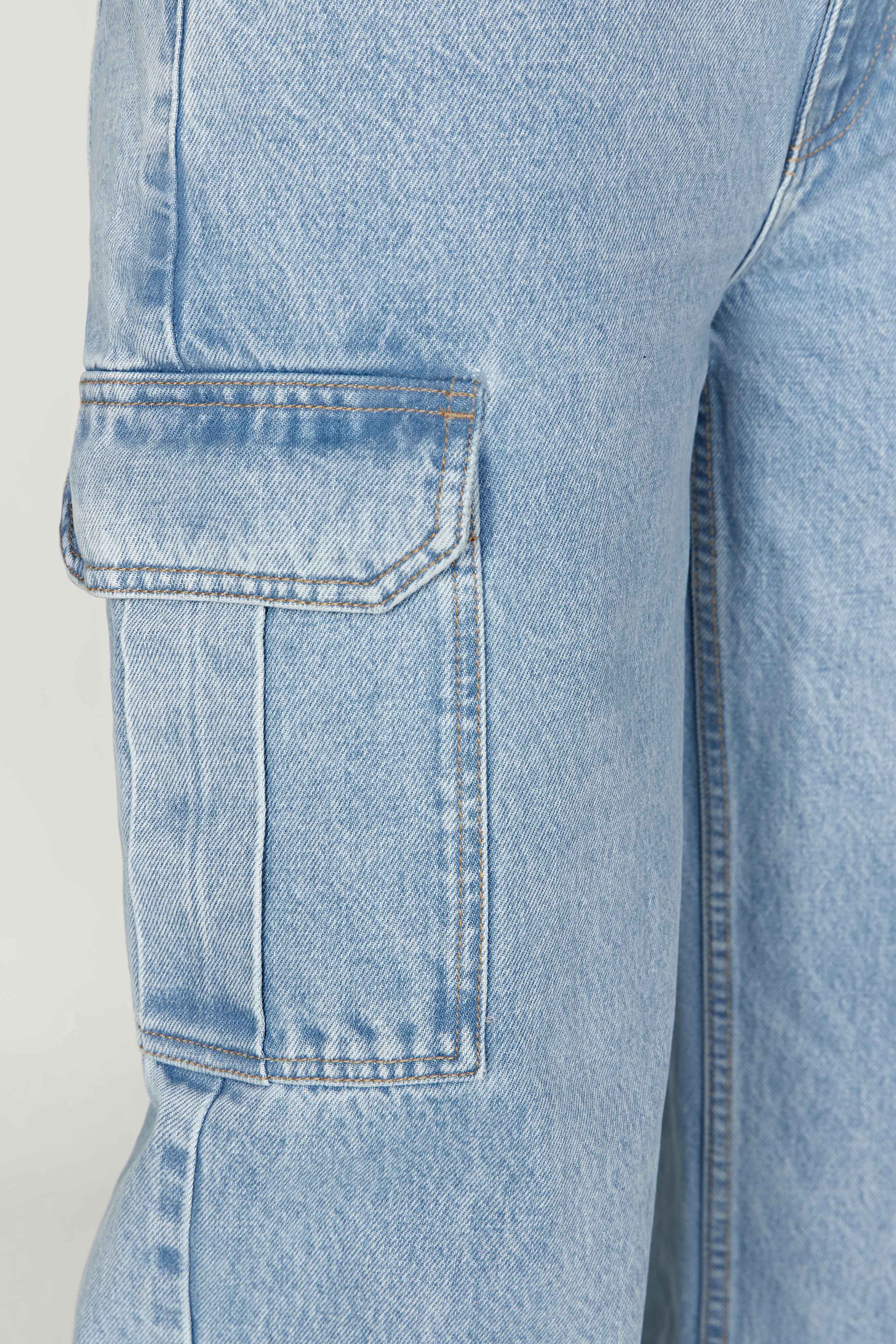 Jagger Relaxed Denim Jean - Mid Blue