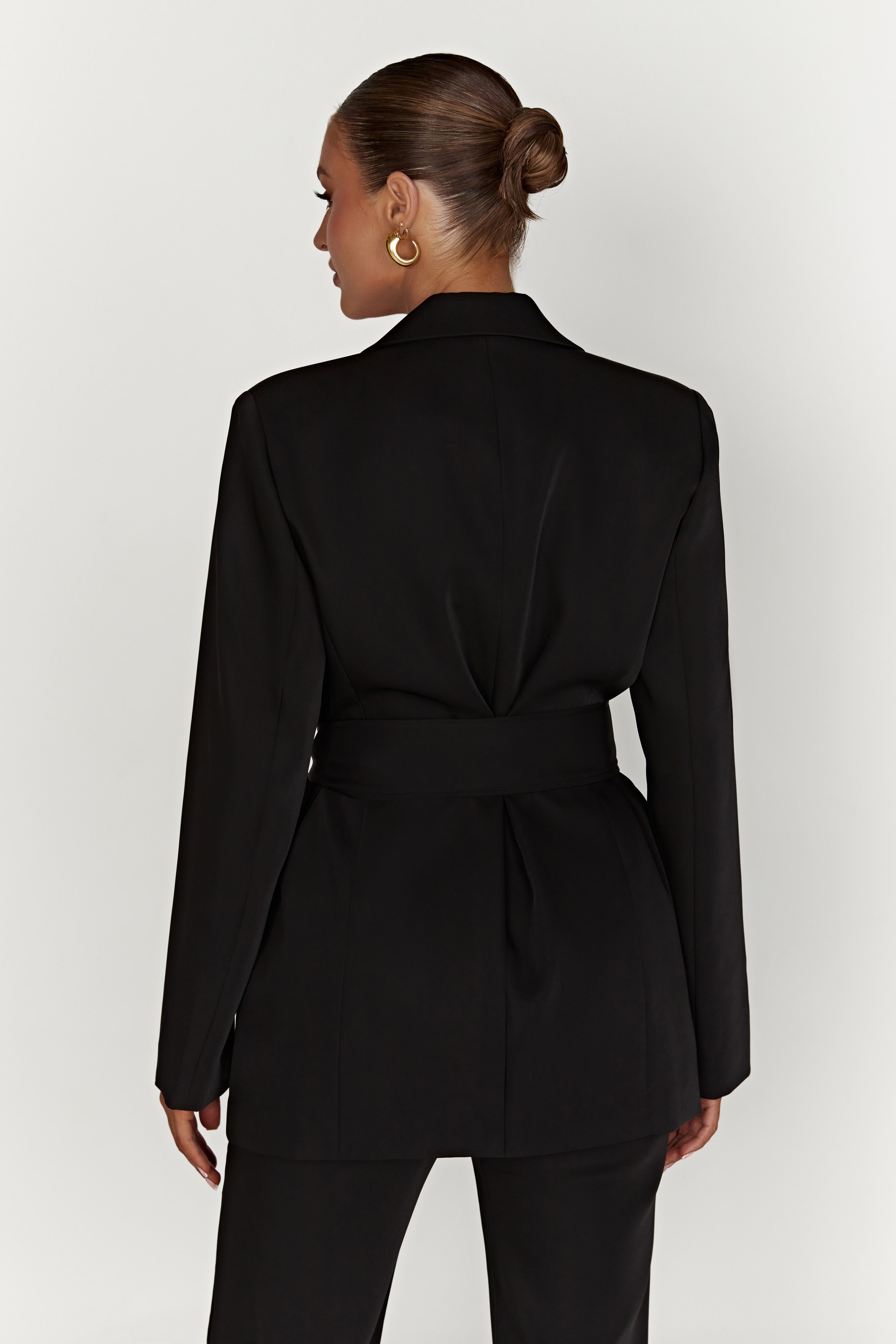 Arna Oversized Belted Blazer - Black