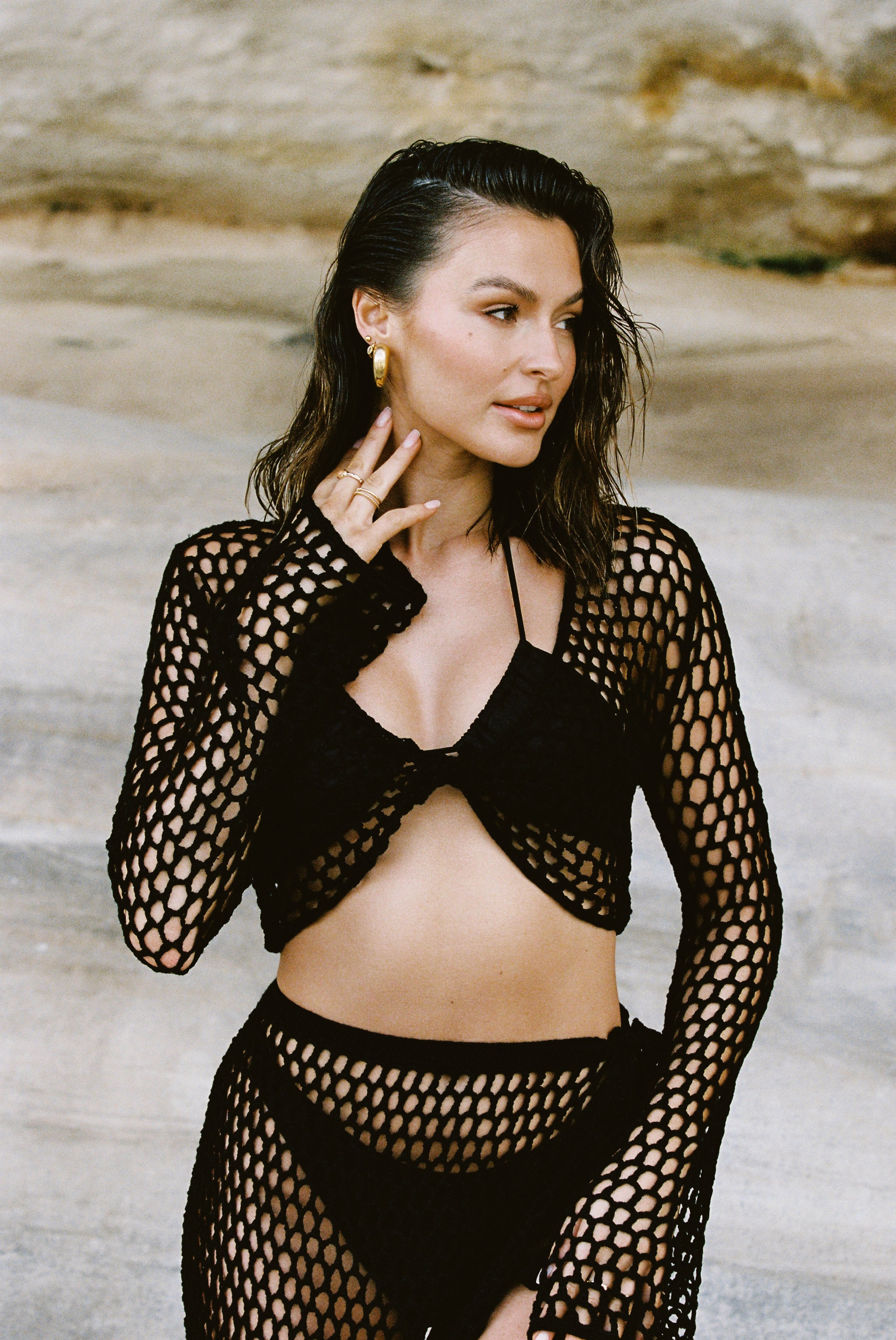 Hallie Twisted Cropped Crochet Top - Black