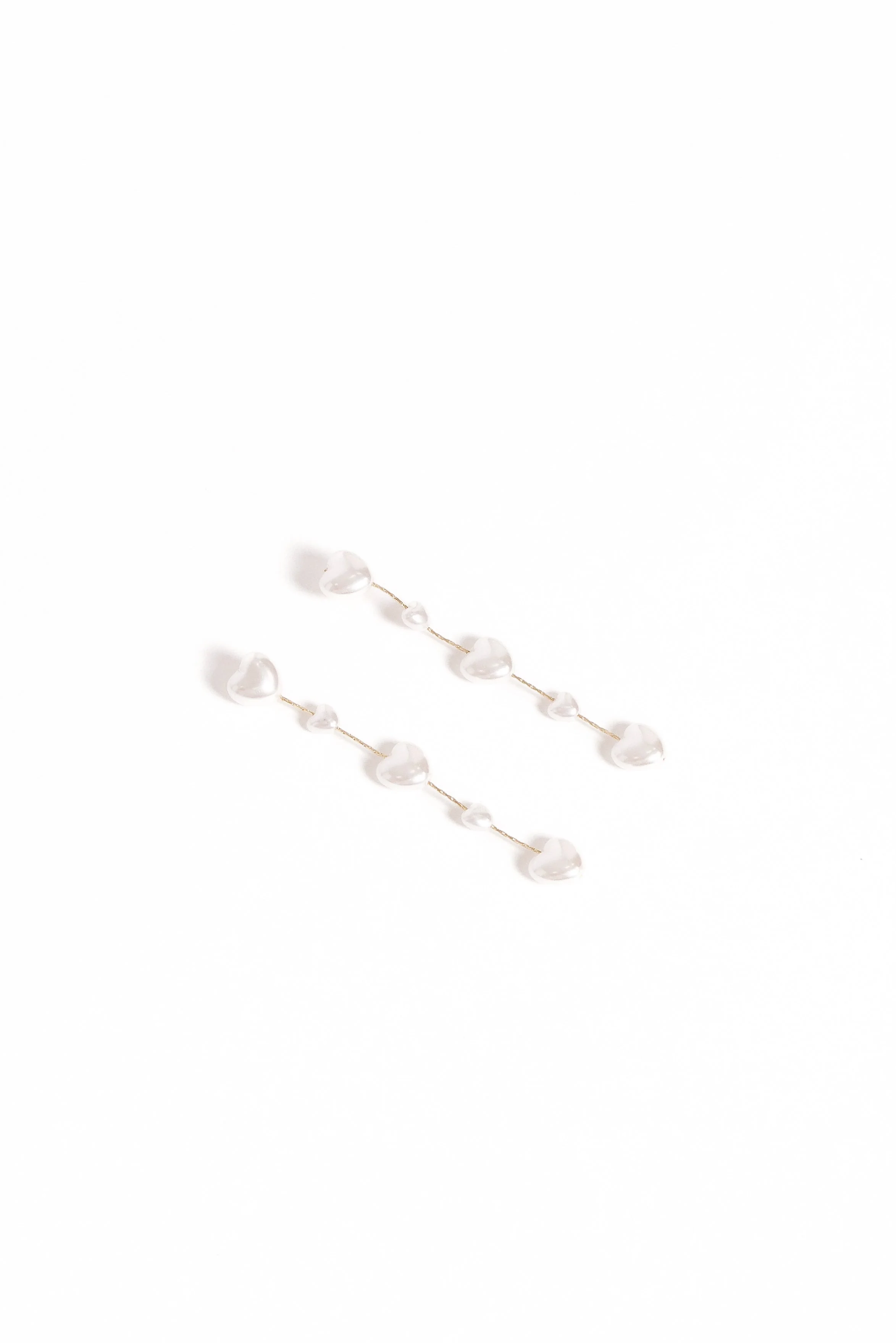 Lilianna Heart Earrings - Pearl