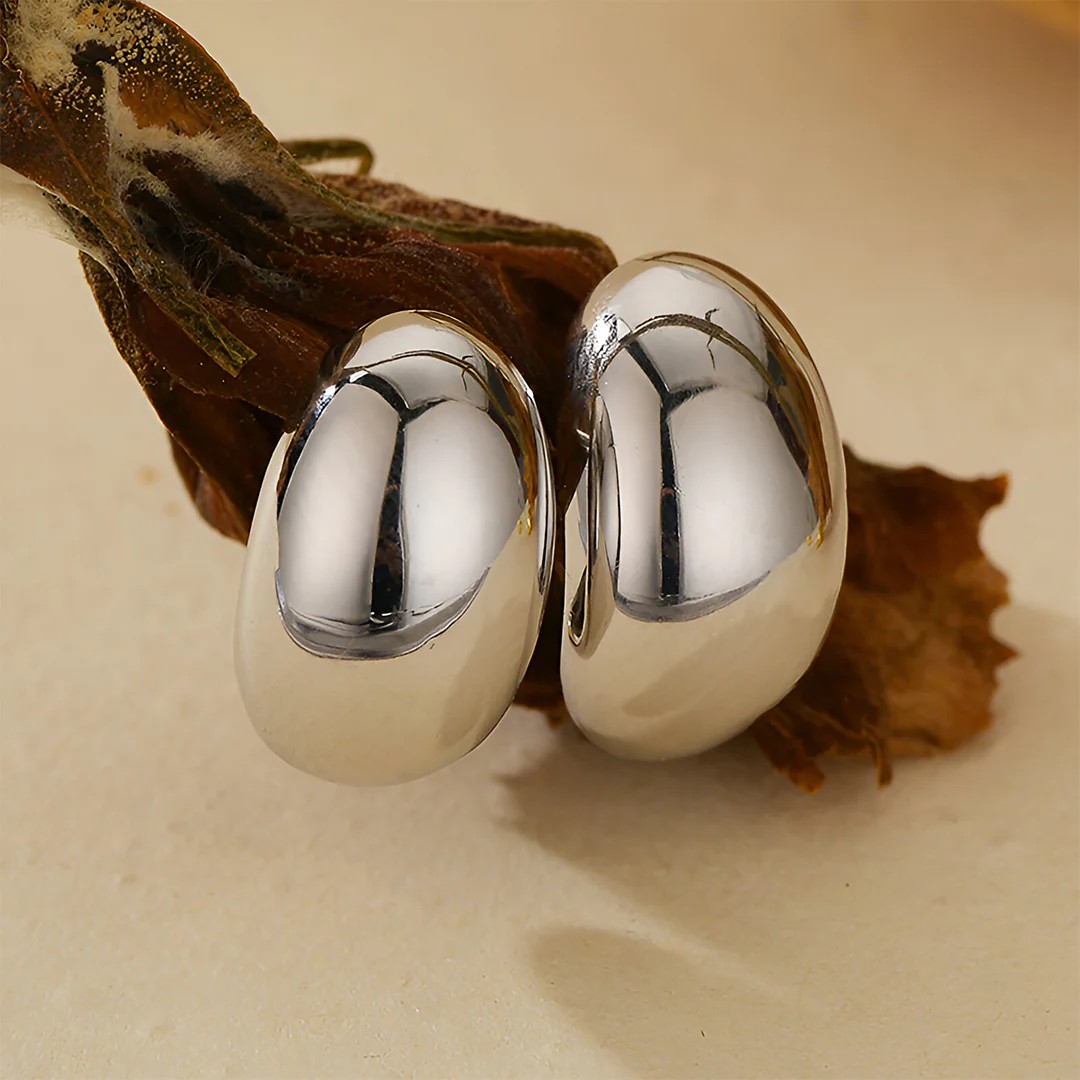 Solenne Dome Stud Earrings