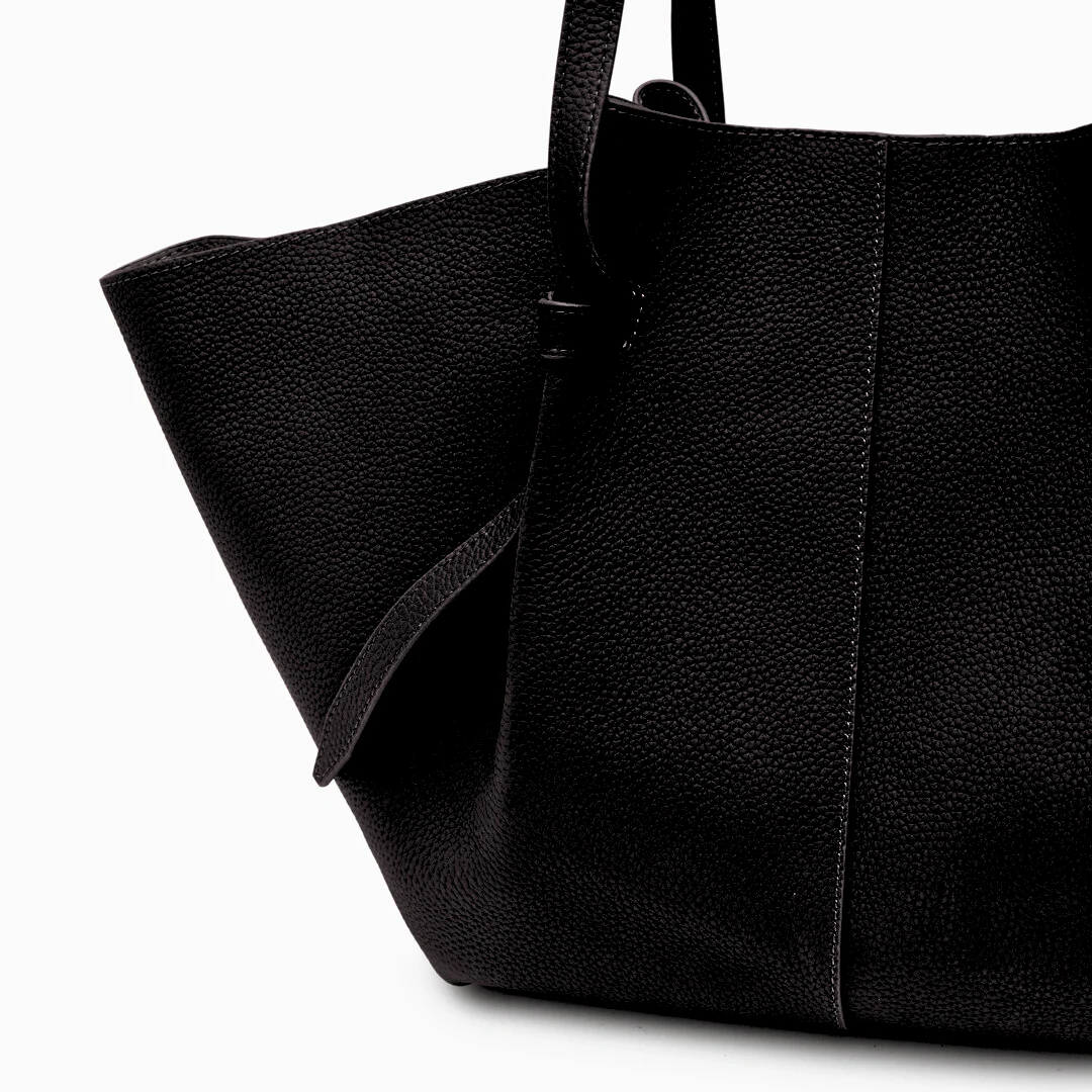 Selene Carryall Tote Bag