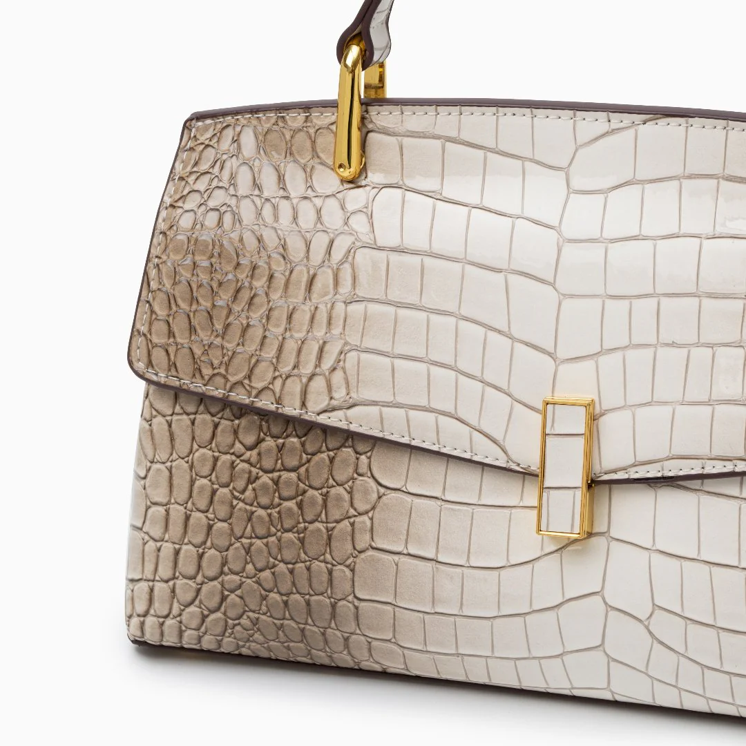 (CS) Deanna Medium Tote Bag