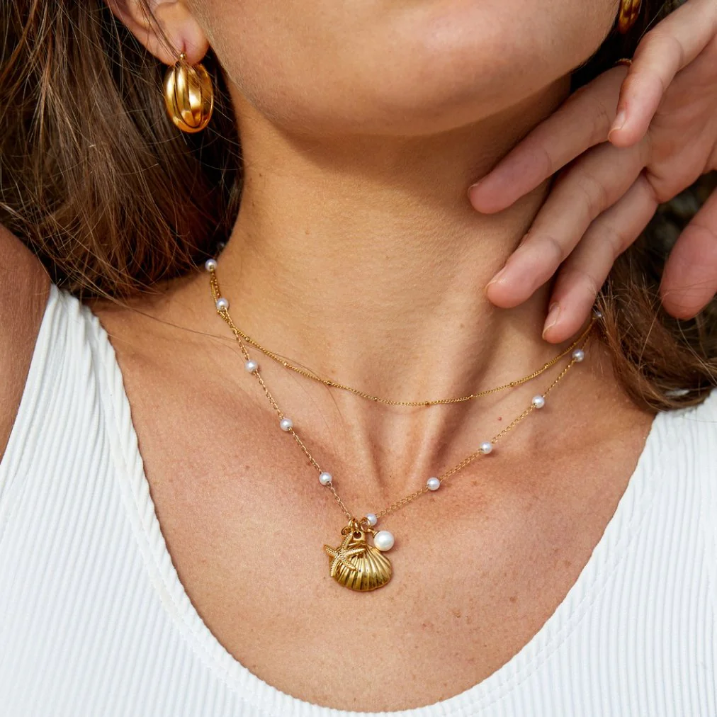 Aria Shell Charm Necklace