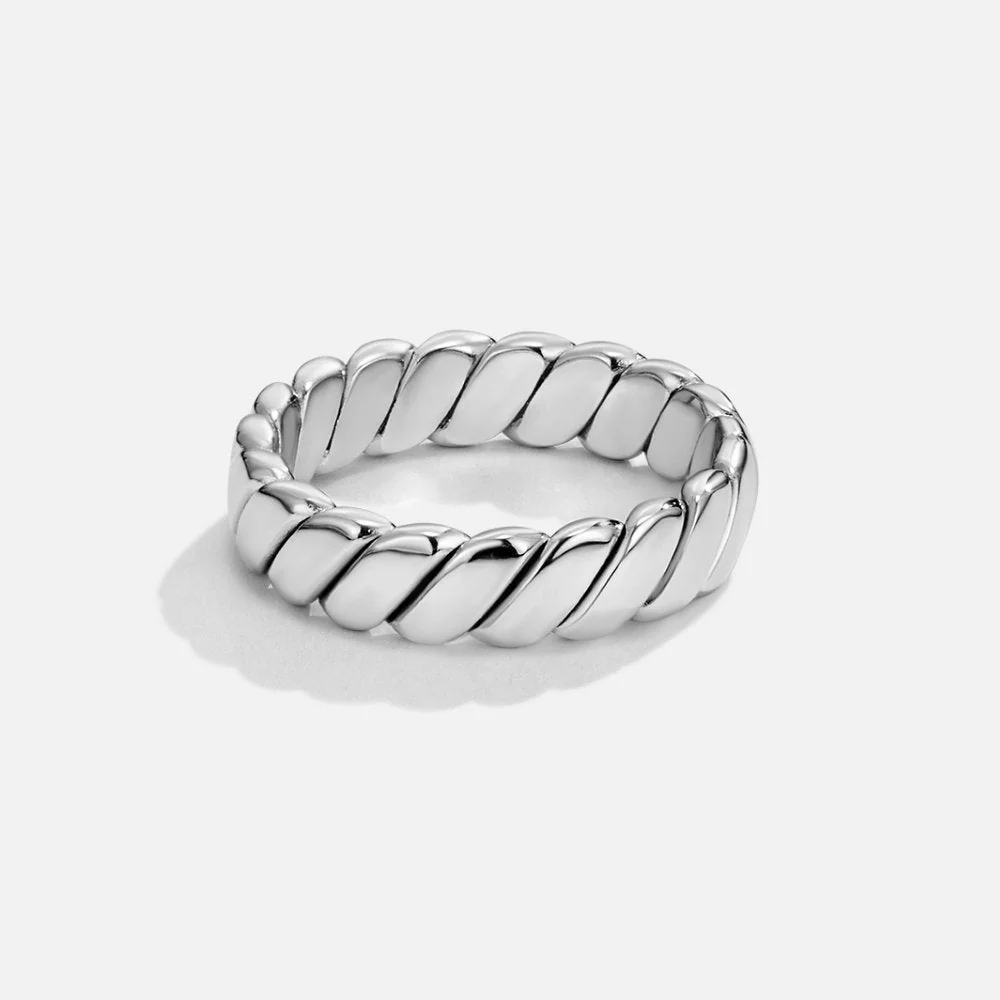 Calira Twisted Infinity Silver Ring