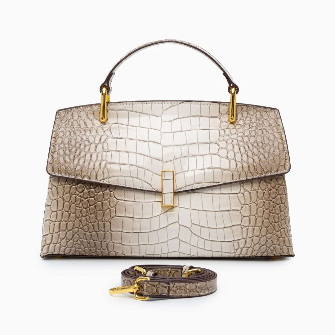 (CS) Deanna Medium Tote Bag