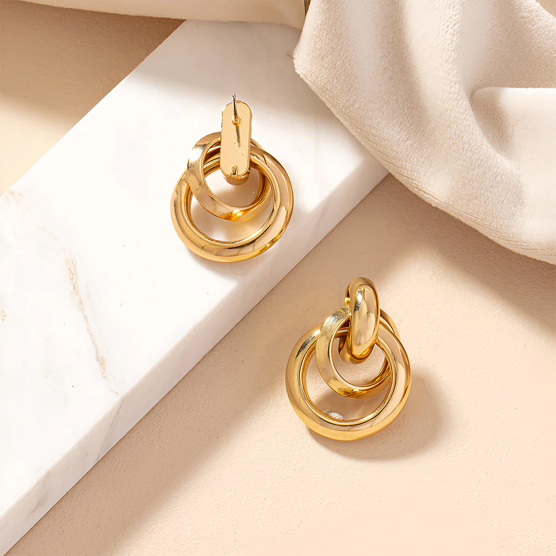 Rhea Loop Echo Earrings