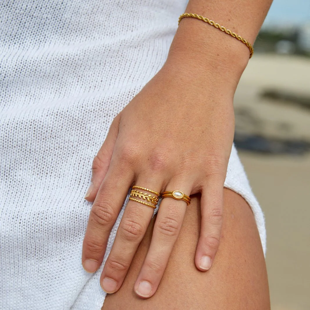 Chunky Pearl 18K Gold Ring