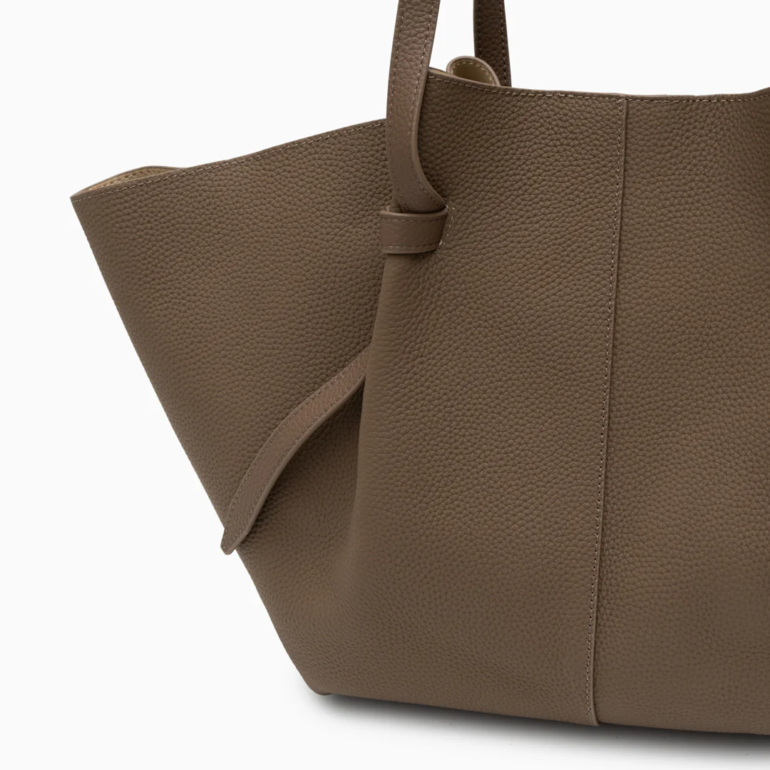 Selene Carryall Tote Bag
