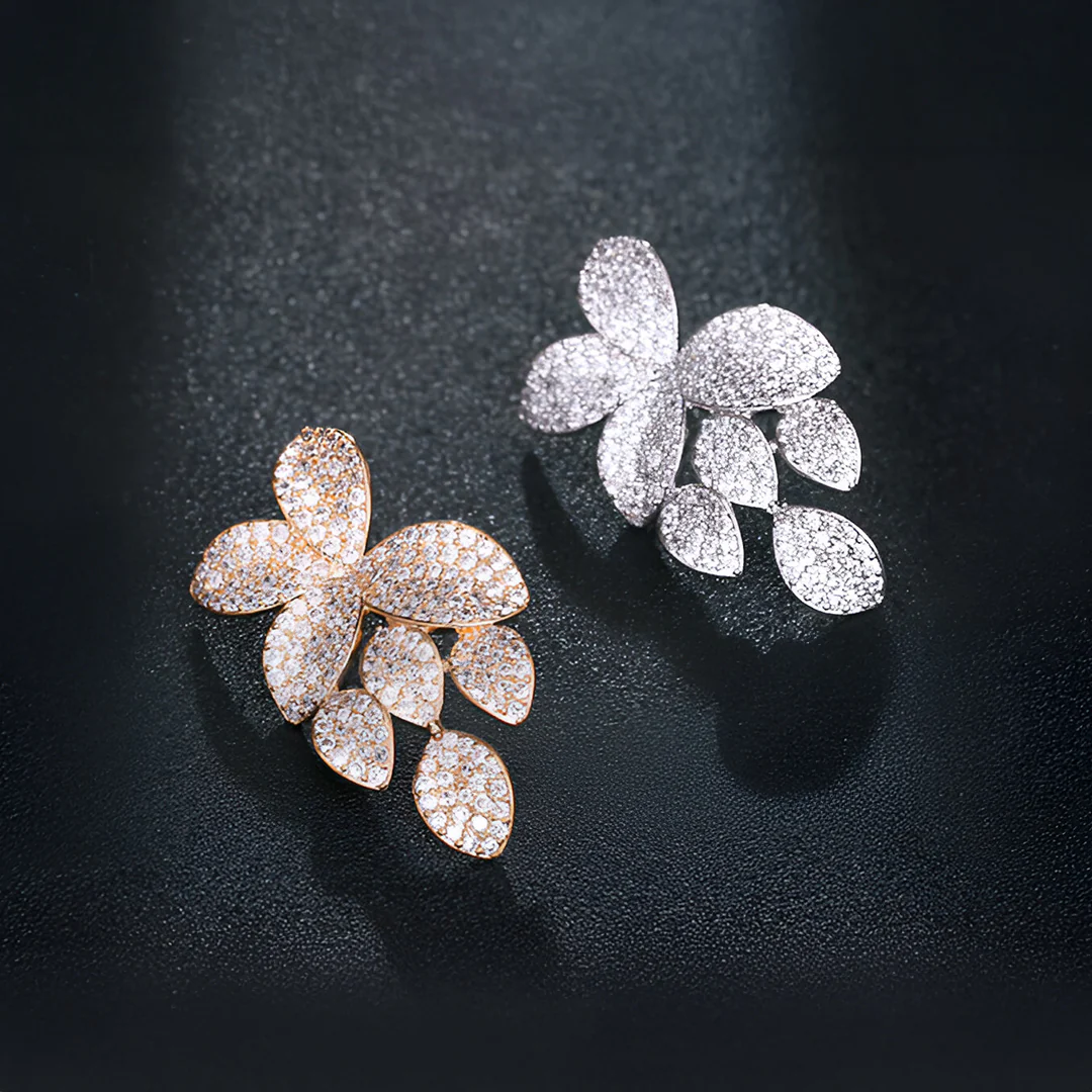 Petal Glint Studs