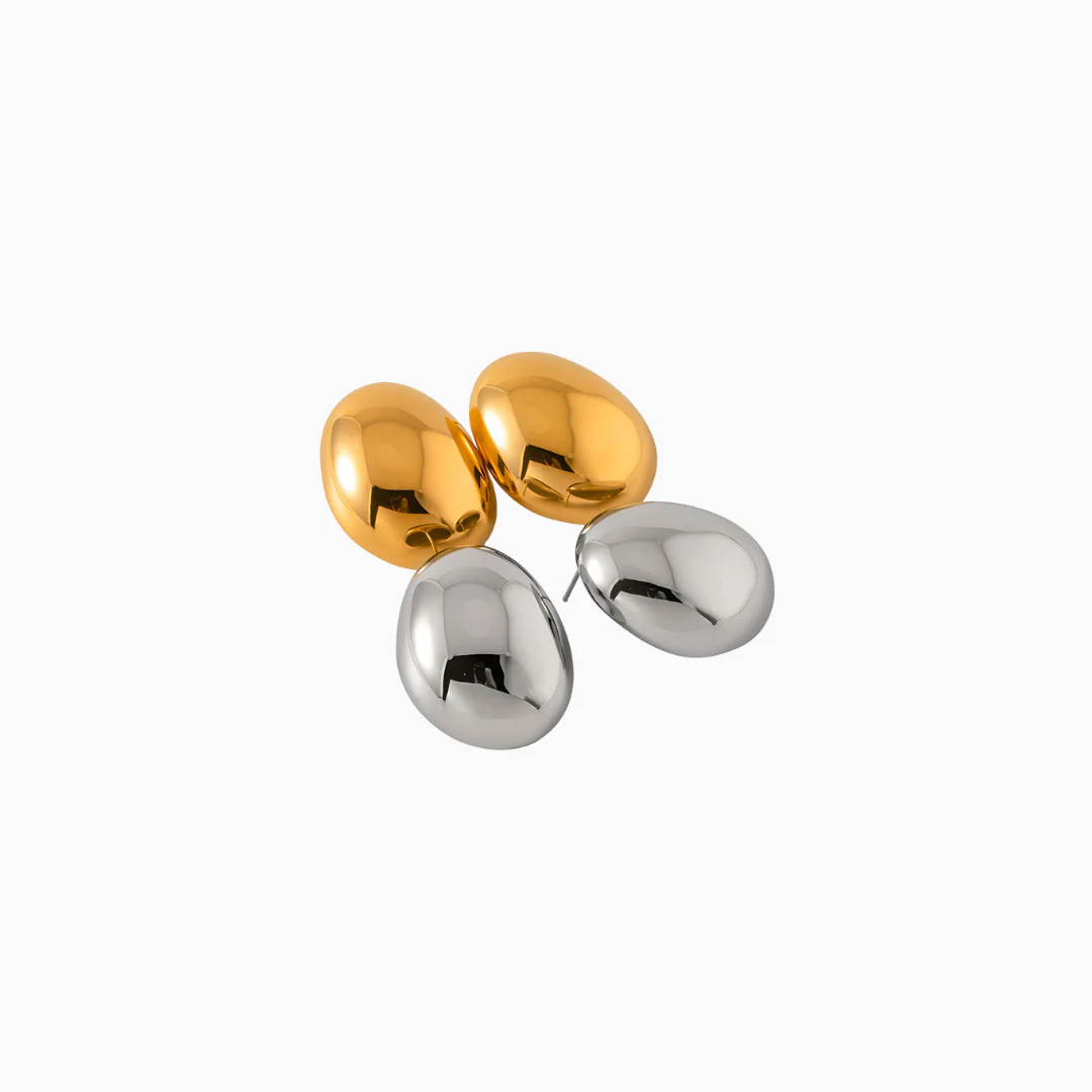 Kiara Molten Curve Studs