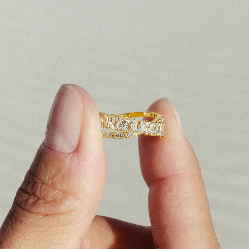 Intertwined Sparkle Jewelry Set