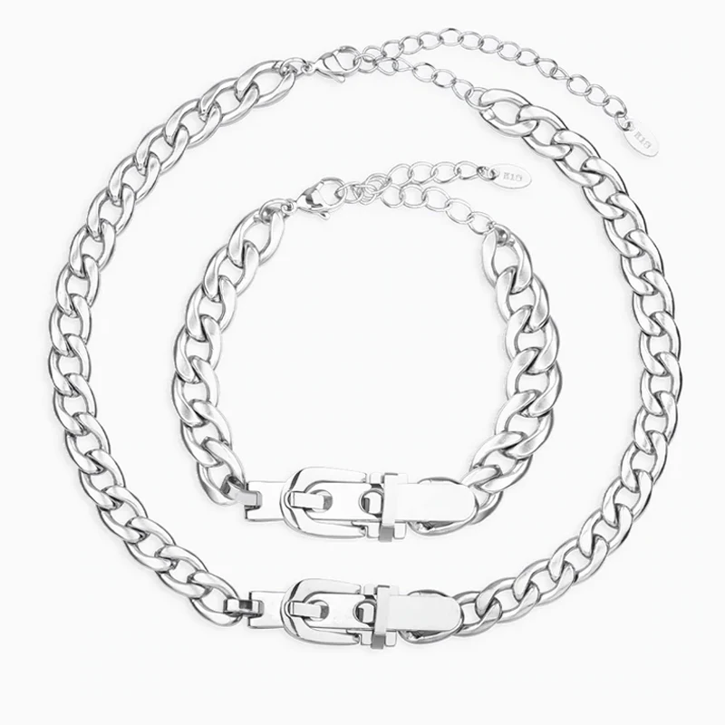 Modern Buckle Jewelry Set