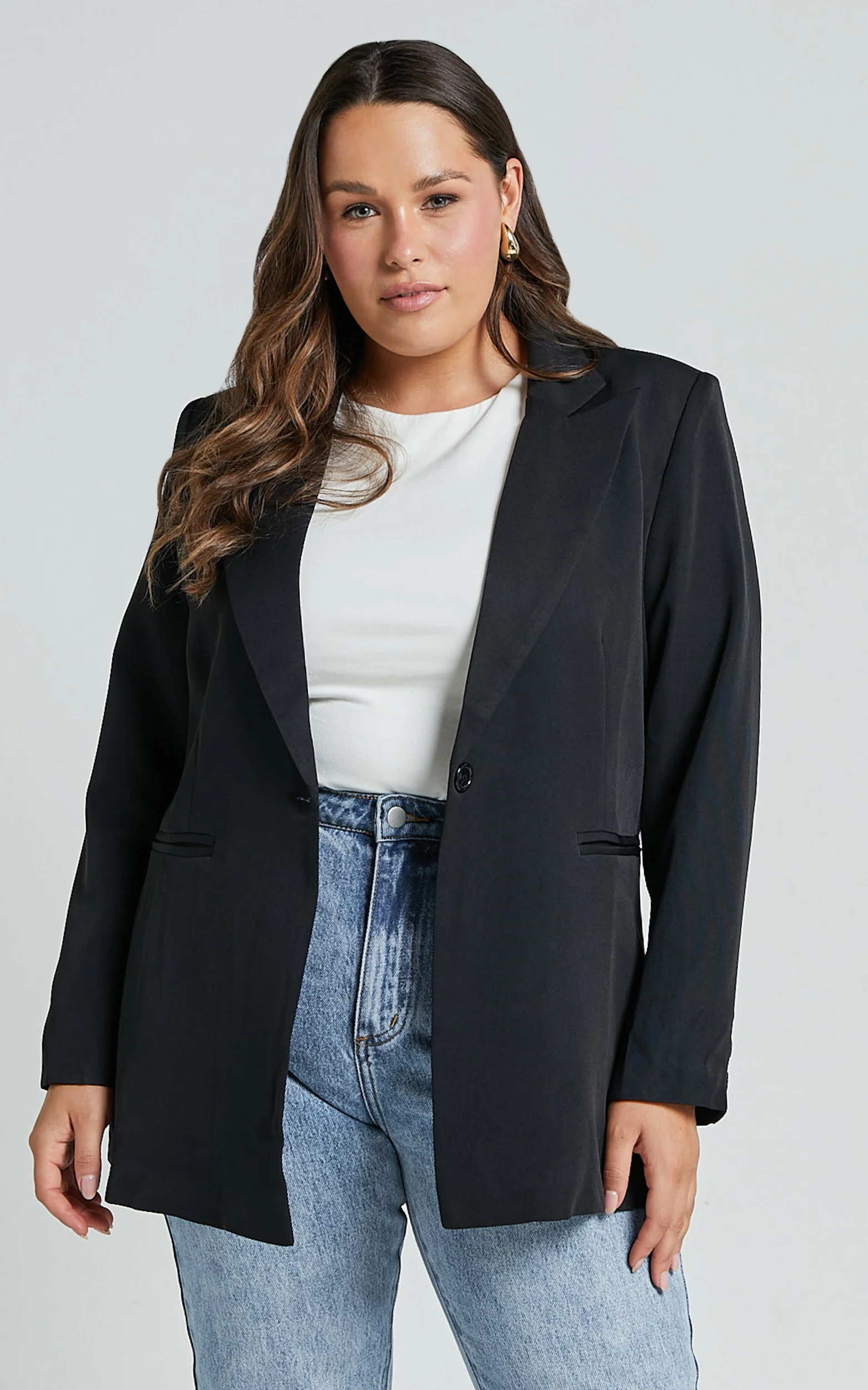 Hermie Blazer - Single Breasted Blazer in Black