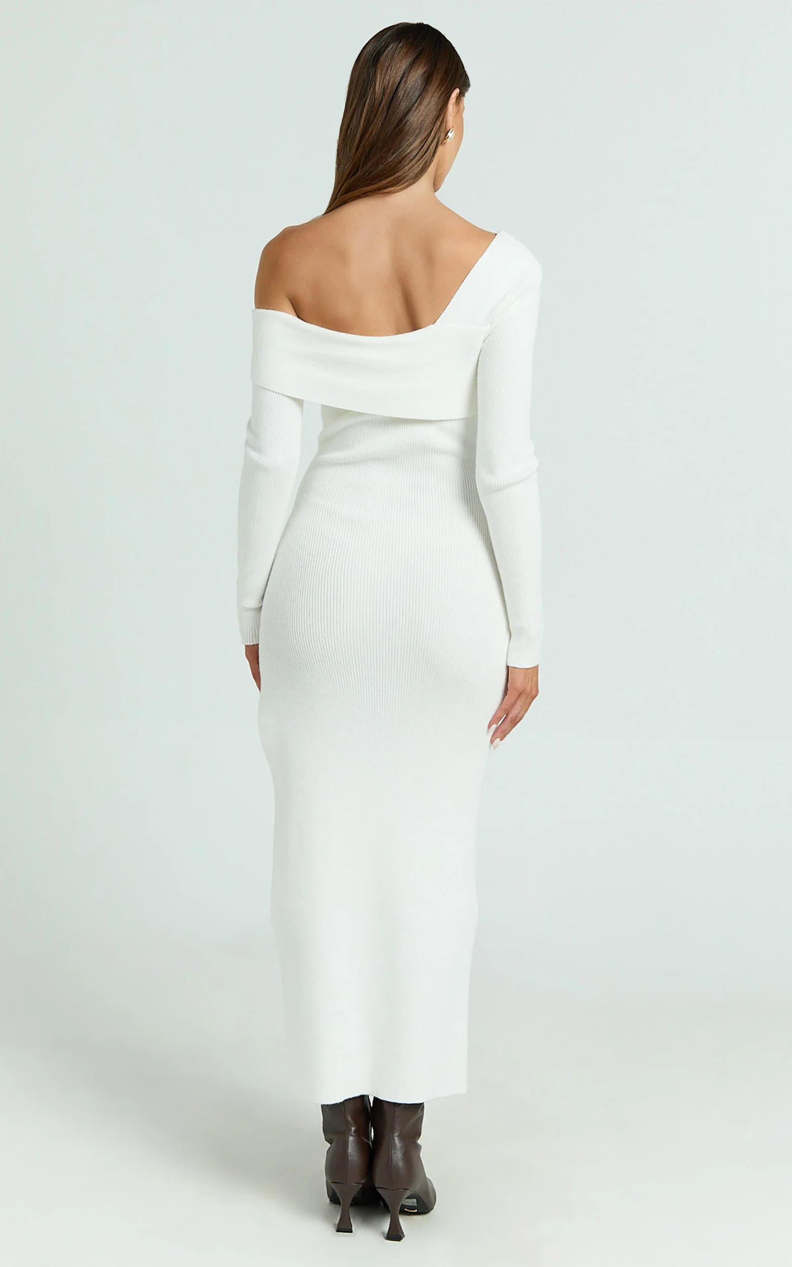 Gladys Maxi Dress - Asymmetric Shoulder Long Sleeve Knit Dress in Cream