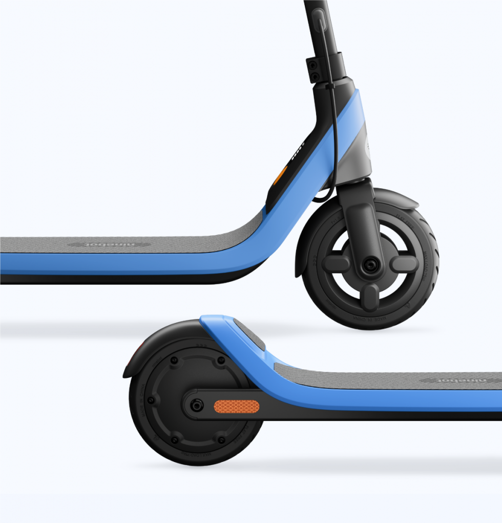Ninebot KickScooter C2 Lite Powered by Segway