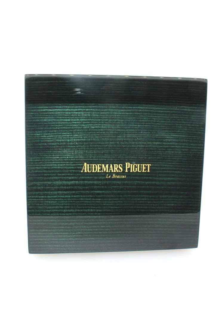 Audemars Piguet Royal Oak 33mm Silver-toned Dial Diamond Yellow Gold Ladies 67651BA.ZZ.1261BA.01