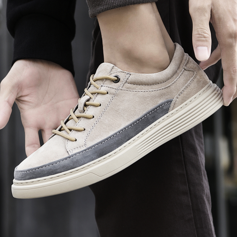 Giovanni Genuine Leather Sneaker