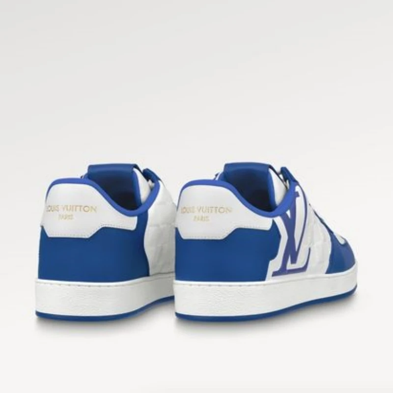 [Simple color scheme, easy to match♪] Louis Vuitton Sneakers  1