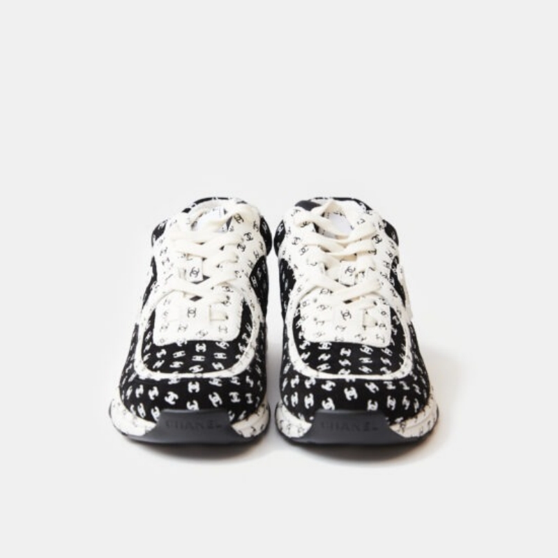 Chanel Black/White CC Logo Print Suede Runner Trainer Low Top Sneakers