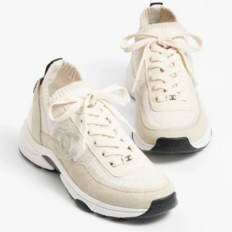 CHANEL | Low-Top Sneakers