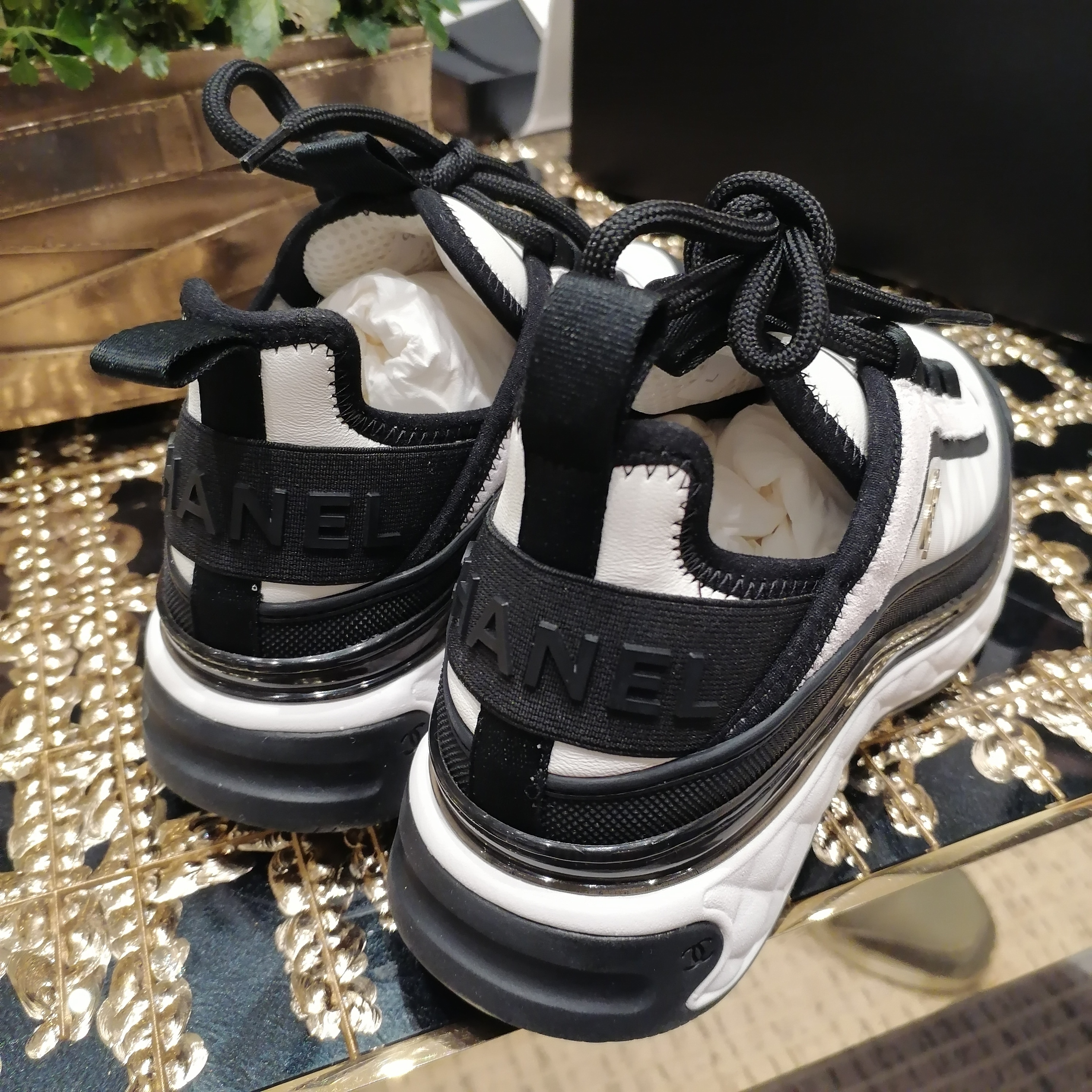 CHANEL ☆TRAINERS