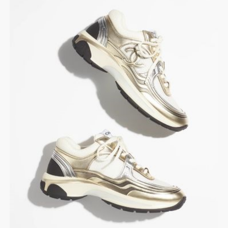 CHANEL | G39792 Y56368 K5450 SNEAKERS White/Gold