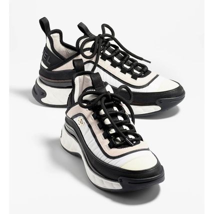 CHANEL | Street Style Logo Sneakers