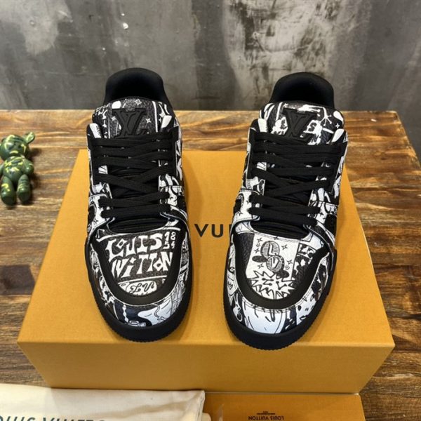 Louis Vuitton Trainer Sneakers – LS15
