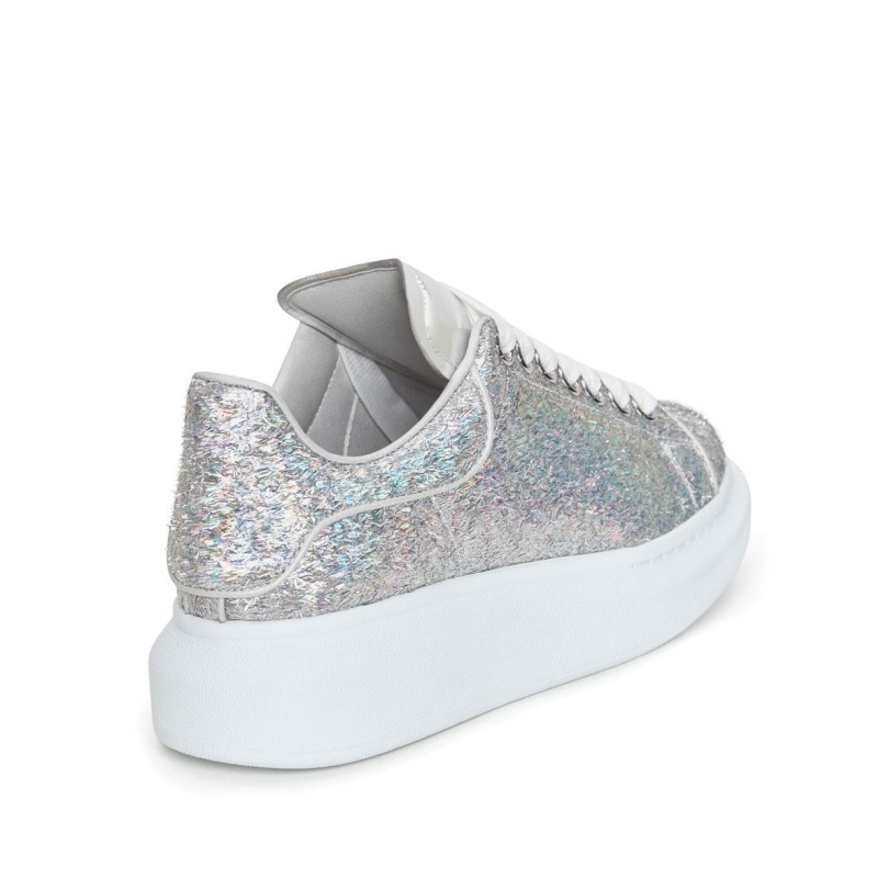 Alexander McQueen debossed-logo holographic-effect sneakers