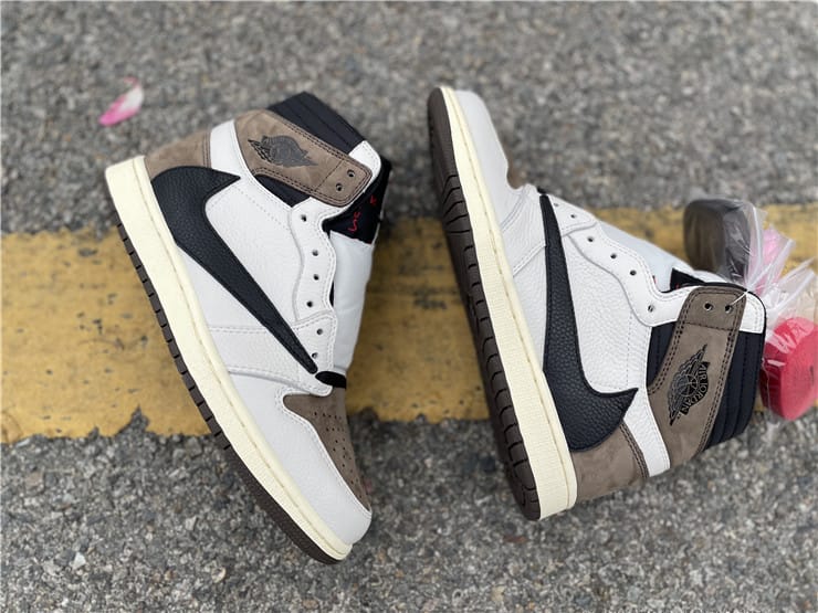Jordan 1 Retro High Travis Scott Reverse Mocha