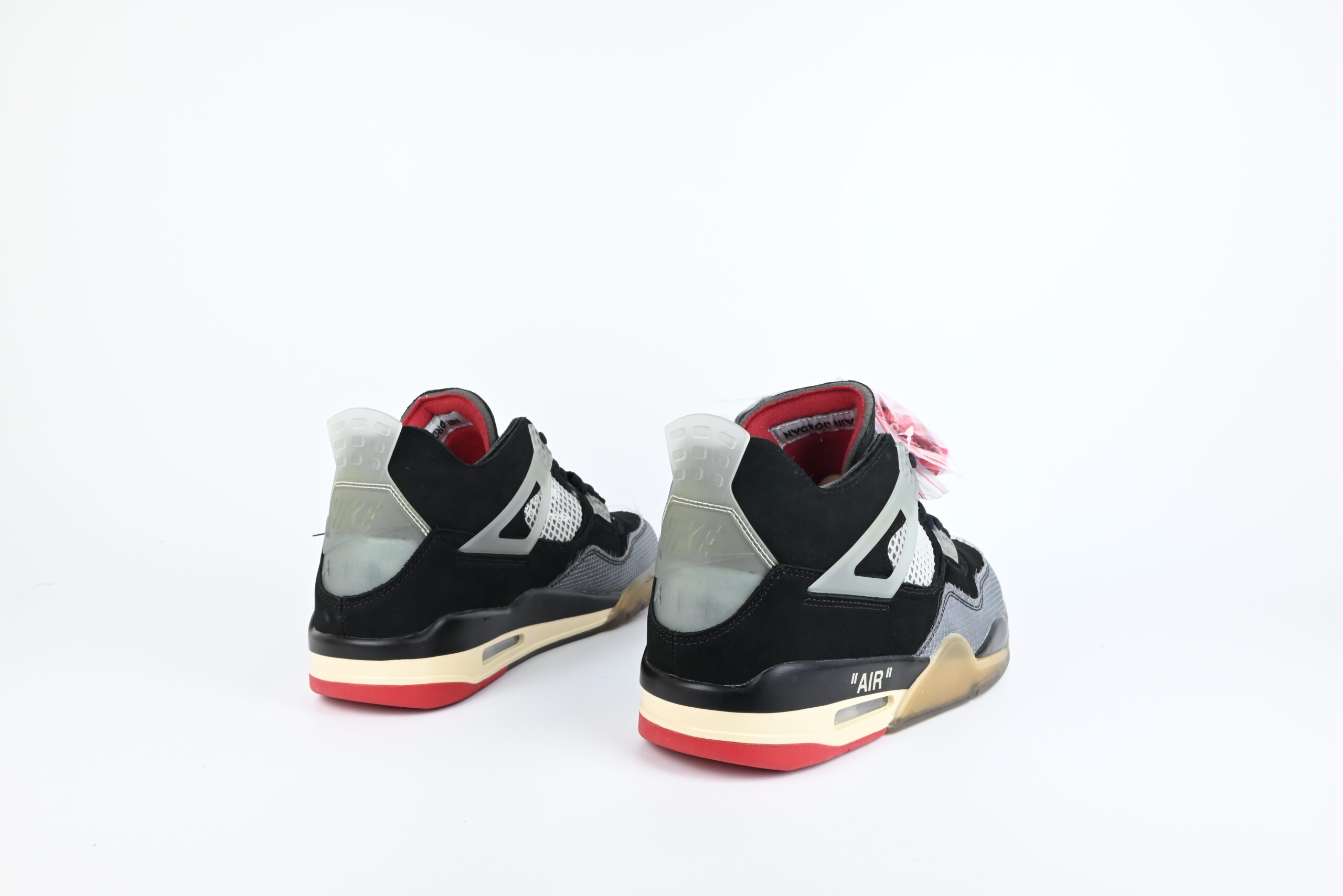 Off-White x Air Jordan 4 Bred