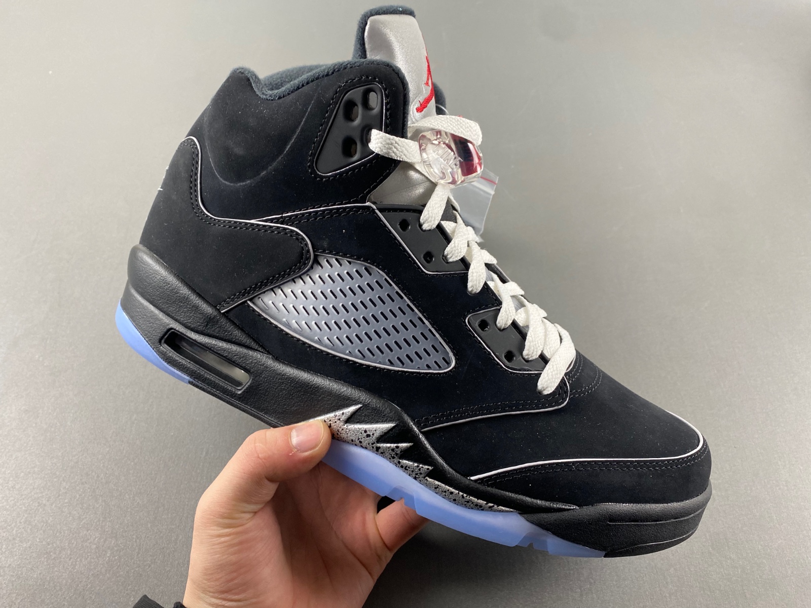 Air Jordan 5 “Black Metallic Reimagined”