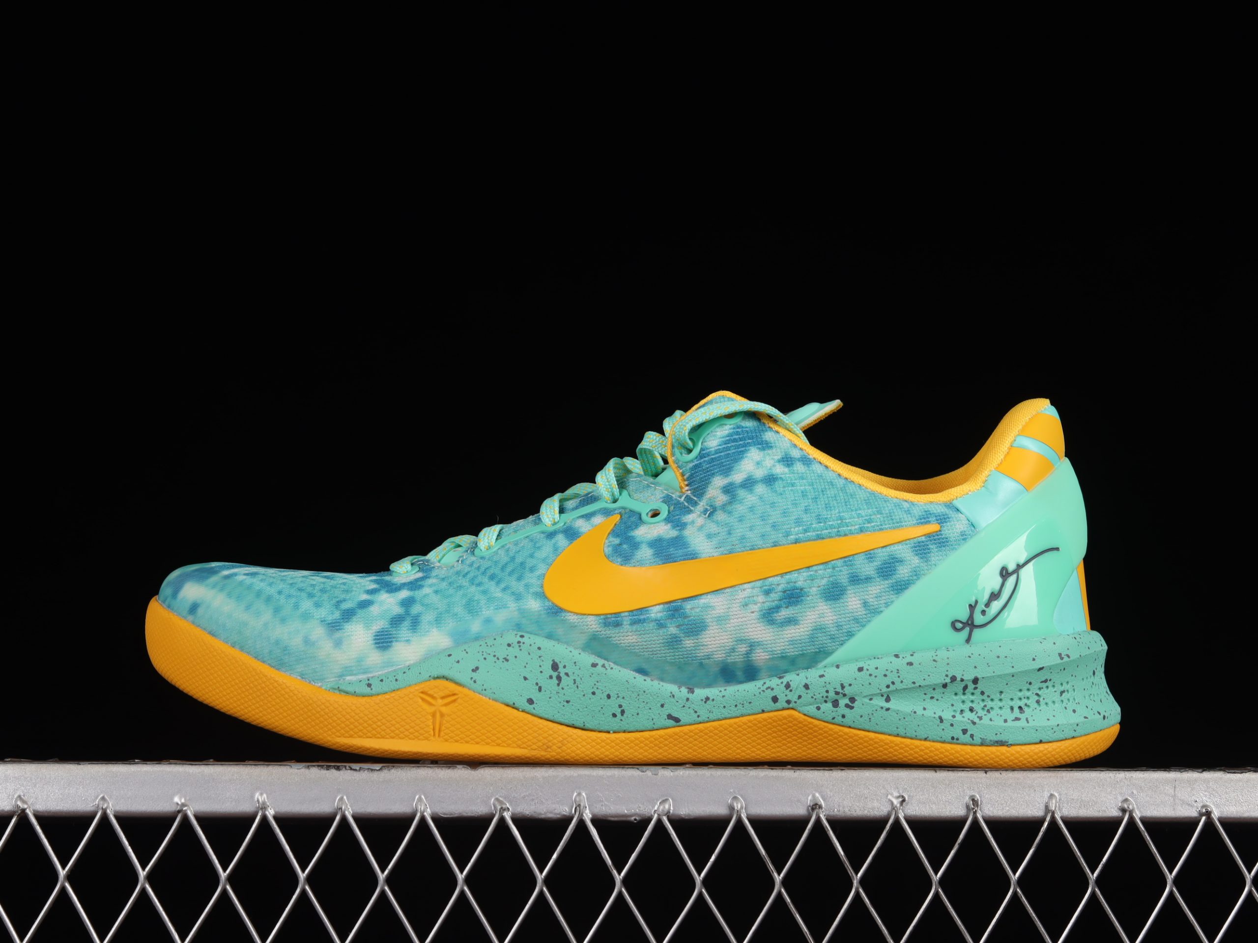 Nike Kobe 8 System Green Glow Laser Orange