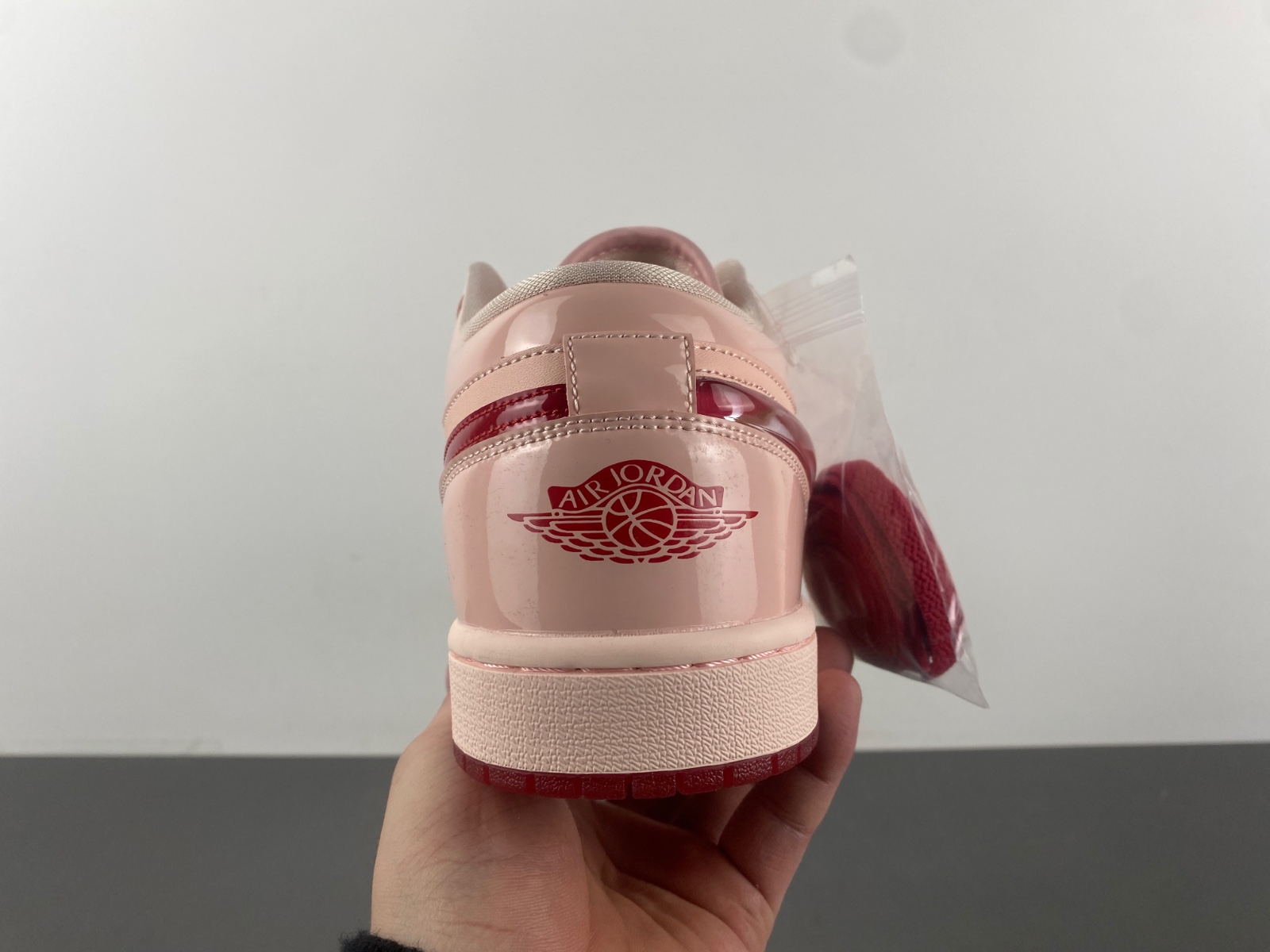 Jordan 1 Low Patent Valentine s Day