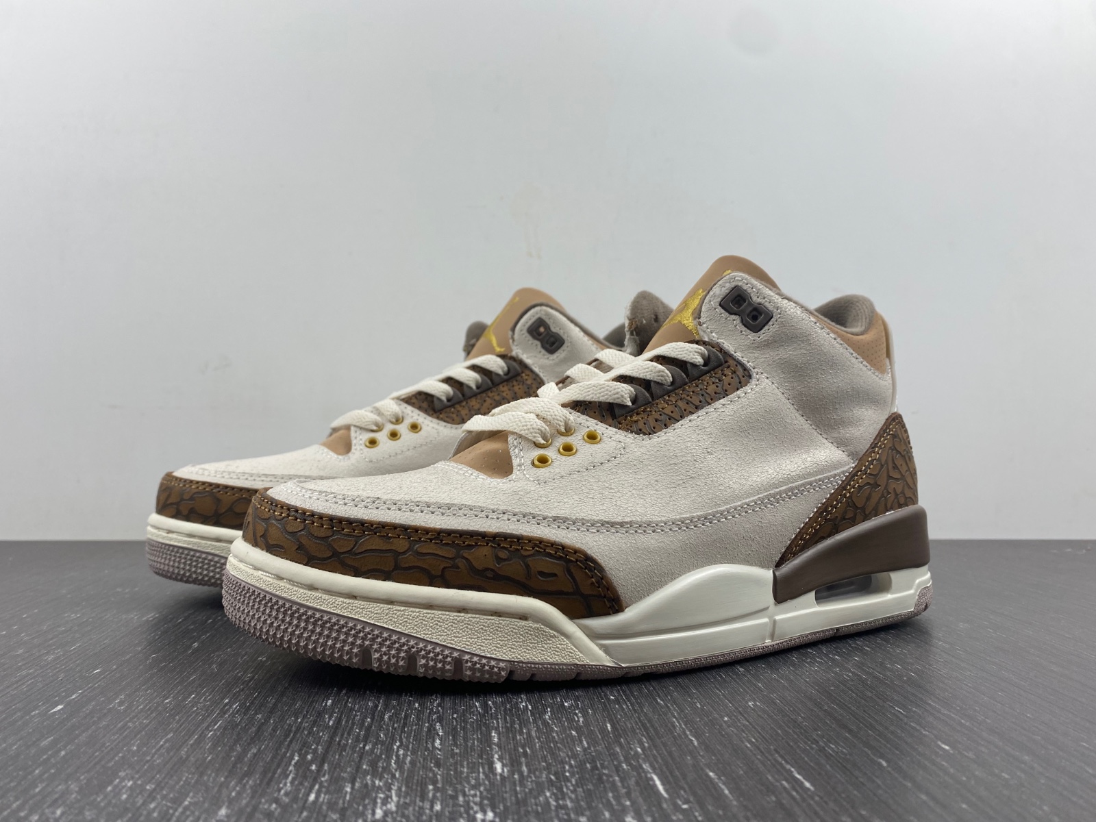 Air Jordan 3 Retro Palomino