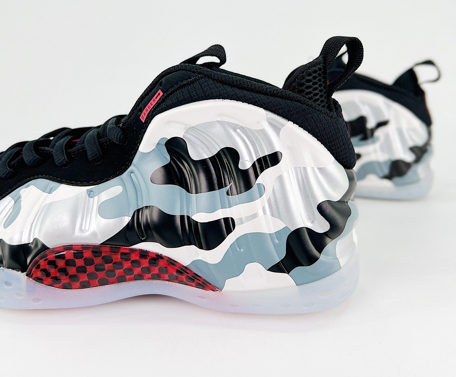 Nike Air Foamposite One Fighter Jet
