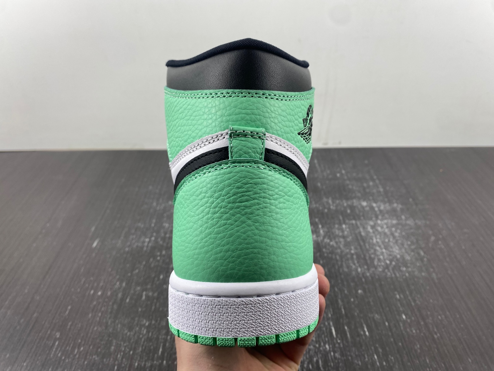 Air Jordan 1 High Green Glow
