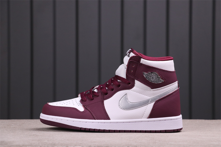 Jordan 1 Retro High OG Bordeaux
