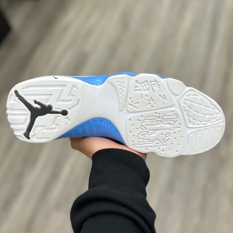 Air Jordan 9 Retro 'Powder Blue' 2024