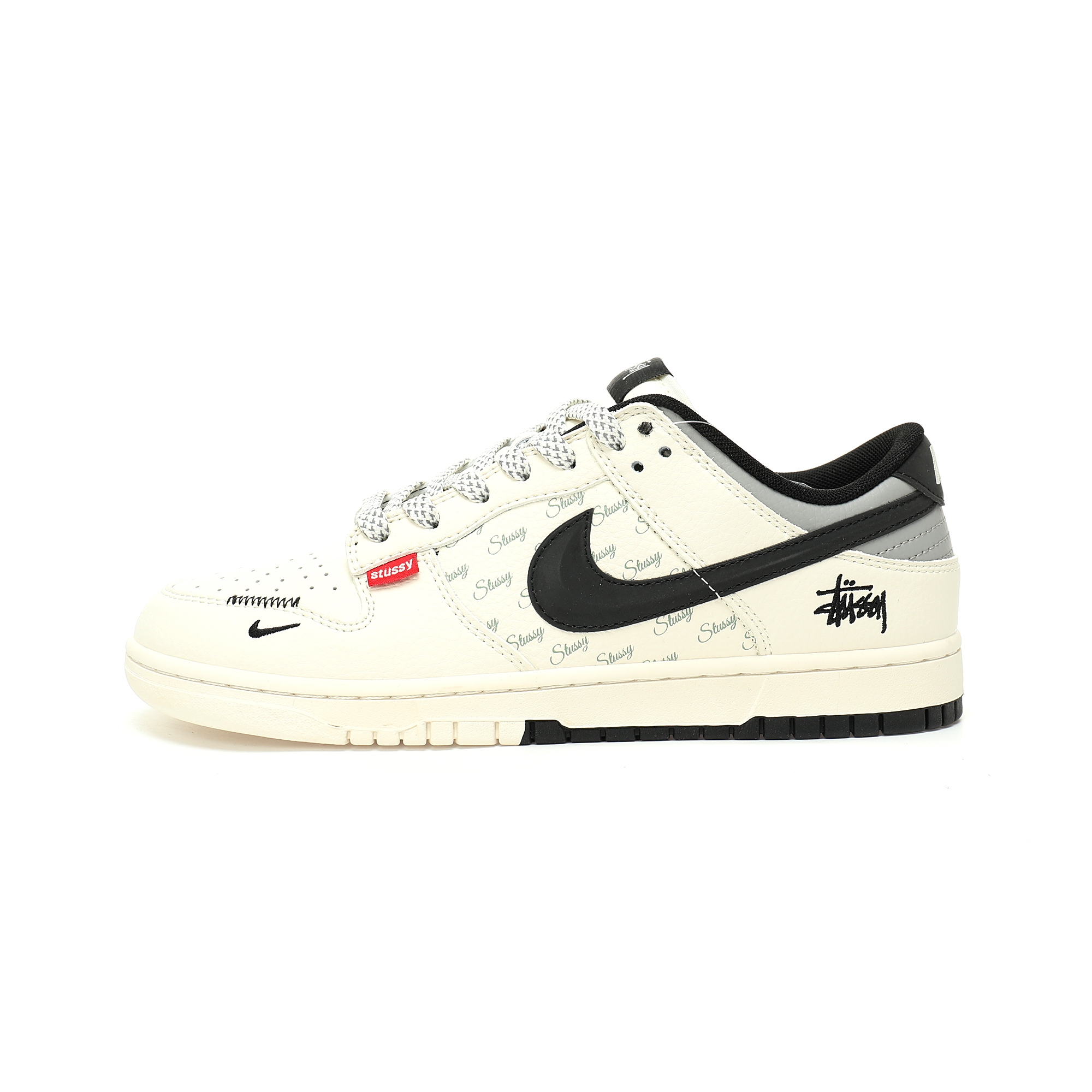 Stussy x Nike By You SB Dunk Low Retro SP