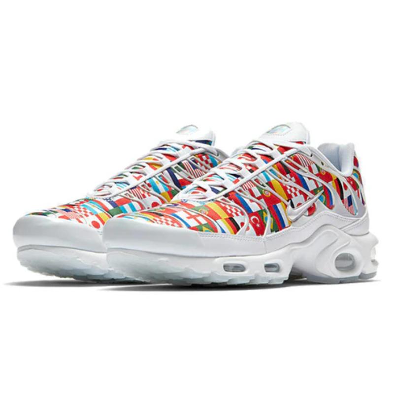 Nike Air Max Plus 'International Flag' AO5117-100