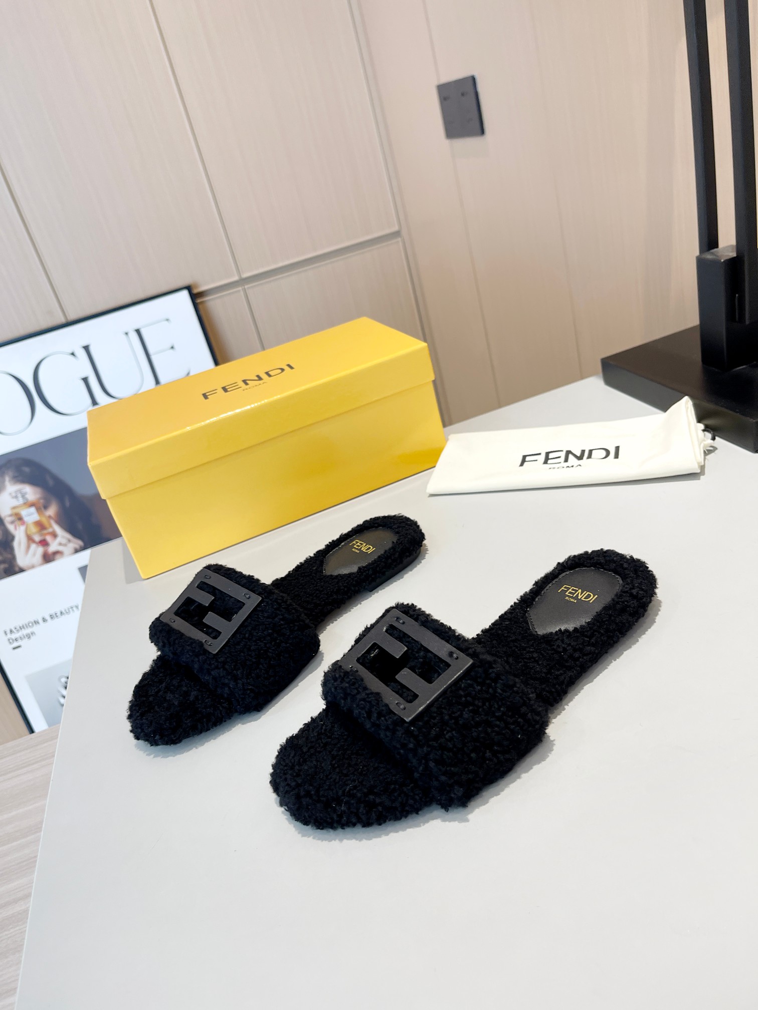 FENDI WOOL SLIPPERS