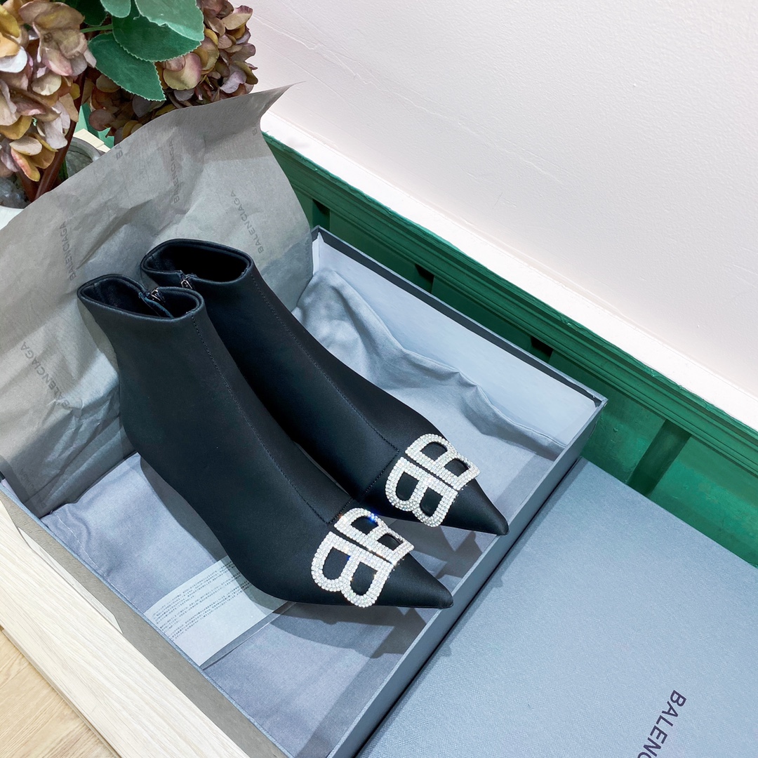 Balenciaga women's heeled boots