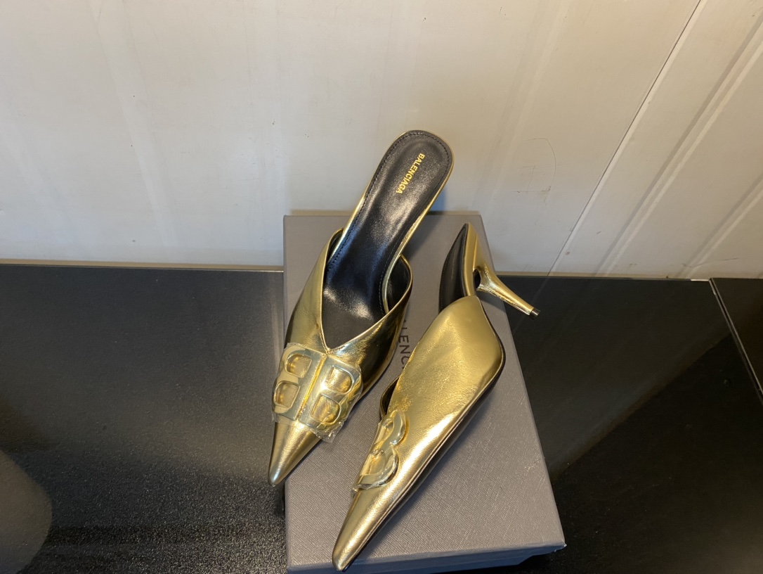 Balenciaga pointed-toe heeled slippers