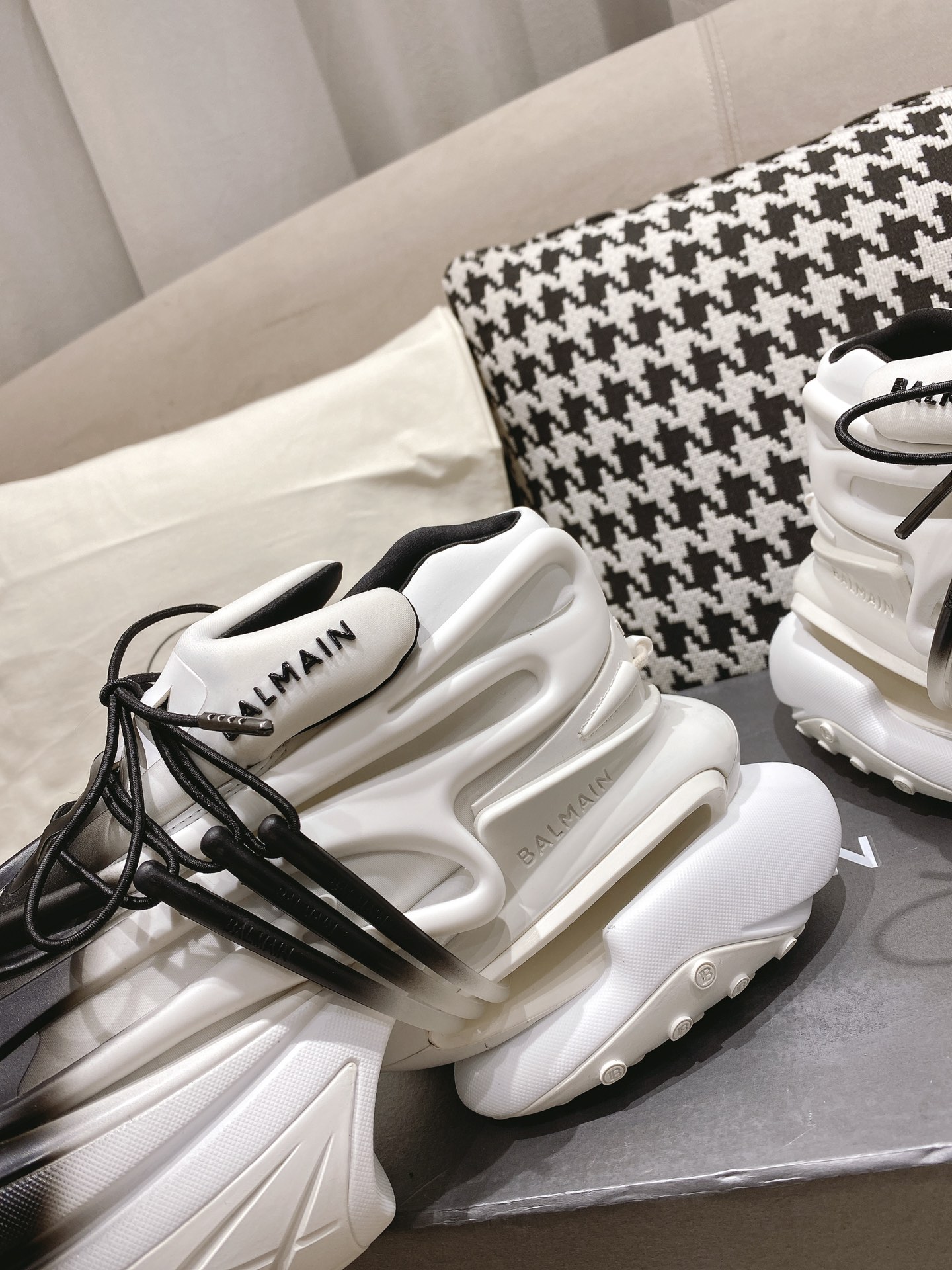 Balmain spaceship dad shoes